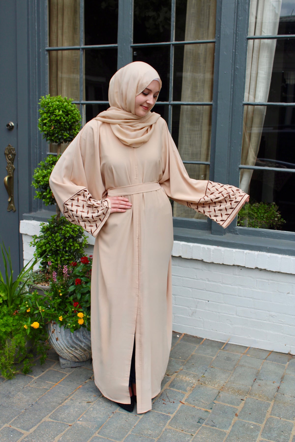 Pali Tan Abaya